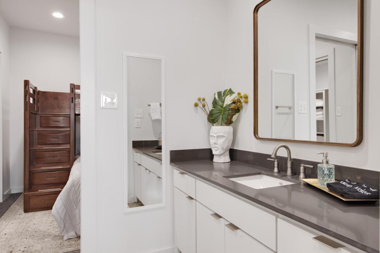 The Cypress Flats Apartment Лафайет Екстериор снимка
